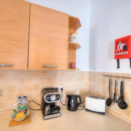 St Julians Lovely 3 Bedrooms By Homely