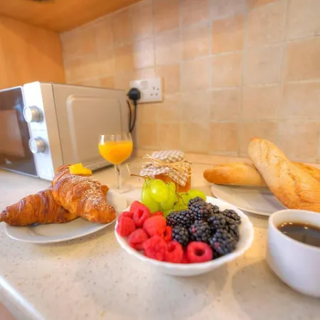 St Julians Lovely 3 Bedrooms By Homely Apartment *