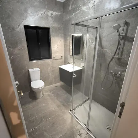 Apartment St Julians Lovely 3 Bedrooms By Homely San Ġiljan