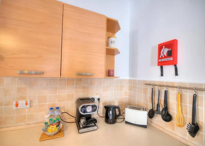 St Julians Lovely 3 Bedrooms By Homely