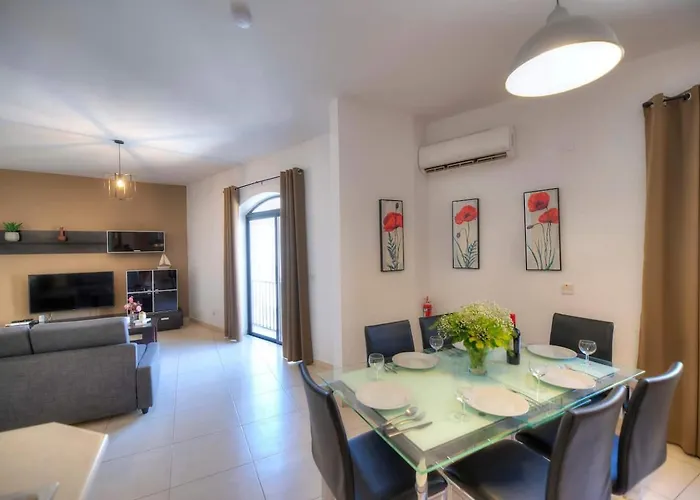 St Julians Lovely 3 Bedrooms By Homely Apartment