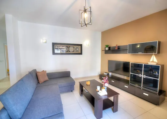 St Julians Lovely 3 Bedrooms By Homely * Saint Julian's