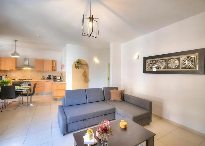 Apartment St Julians Lovely 3 Bedrooms By Homely