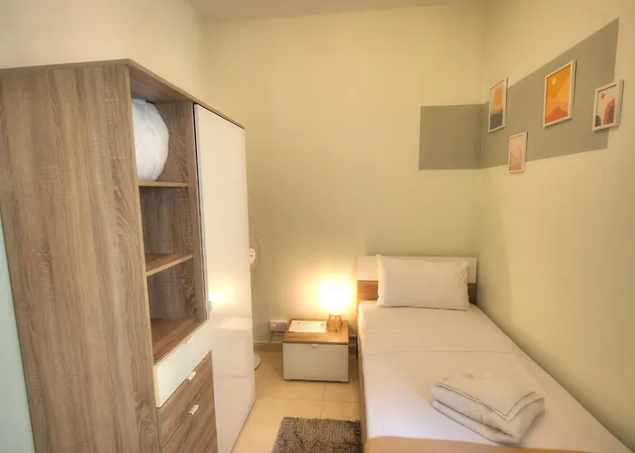 St Julians Lovely 3 Bedrooms By Homely * Saint Julian's